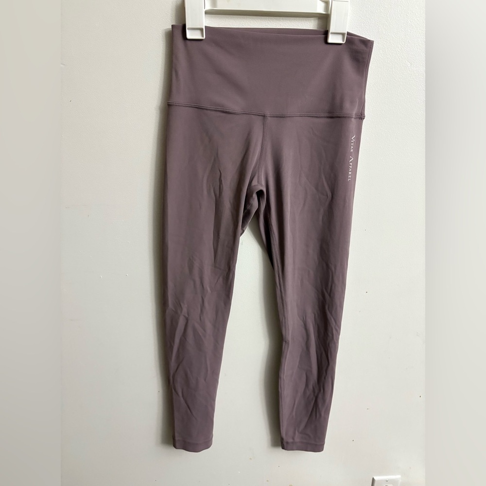Vitae apparel purple Leggings activewear xsmall - small